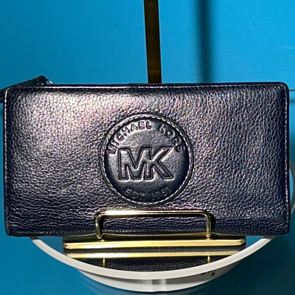 Michael Kors Blue Pebble Leather Bifold Wallet 7” x 4”  GUC